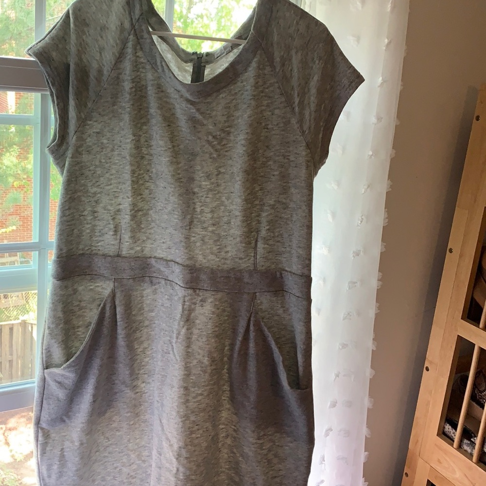 Sweatshirt dress